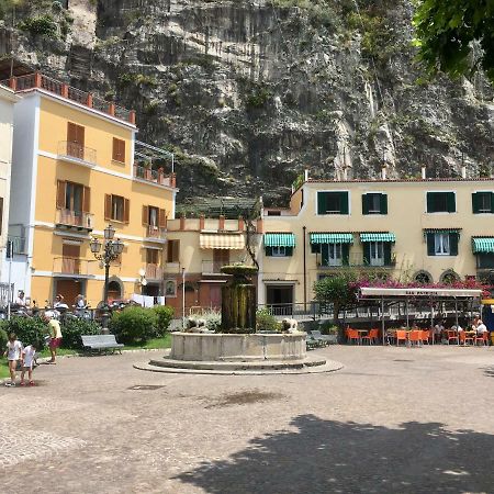 La Casetta Di Zia Cuccu Minori Eksteriør billede