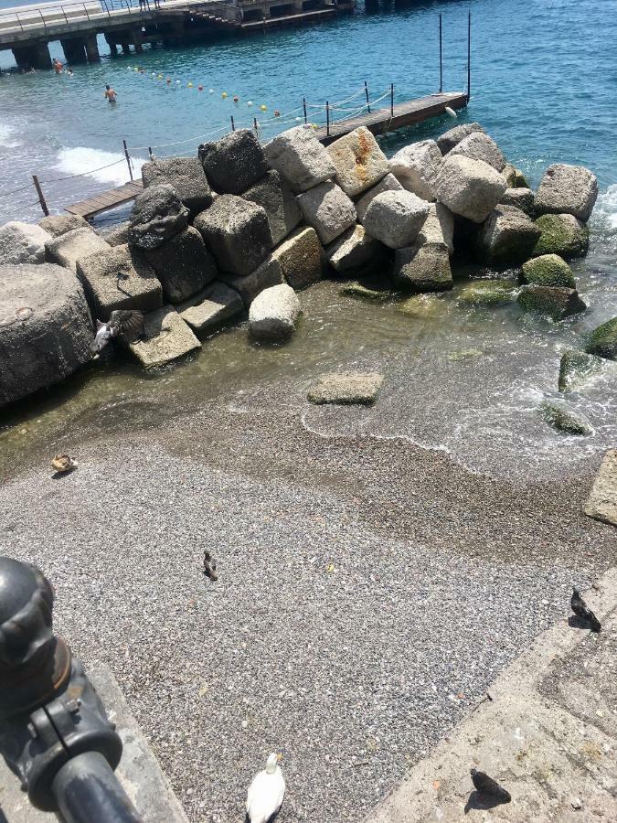 La Casetta Di Zia Cuccu Minori Eksteriør billede