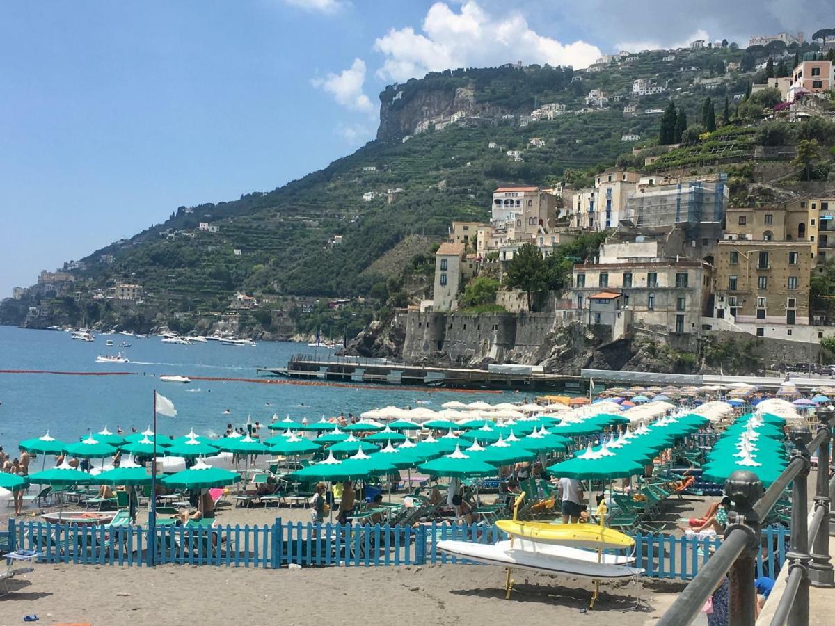 La Casetta Di Zia Cuccu Minori Eksteriør billede