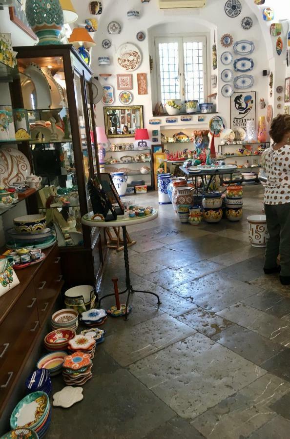 La Casetta Di Zia Cuccu Minori Eksteriør billede
